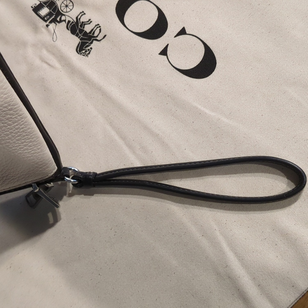Coach chalk/black double zip wristlet - Picture 12 of 16